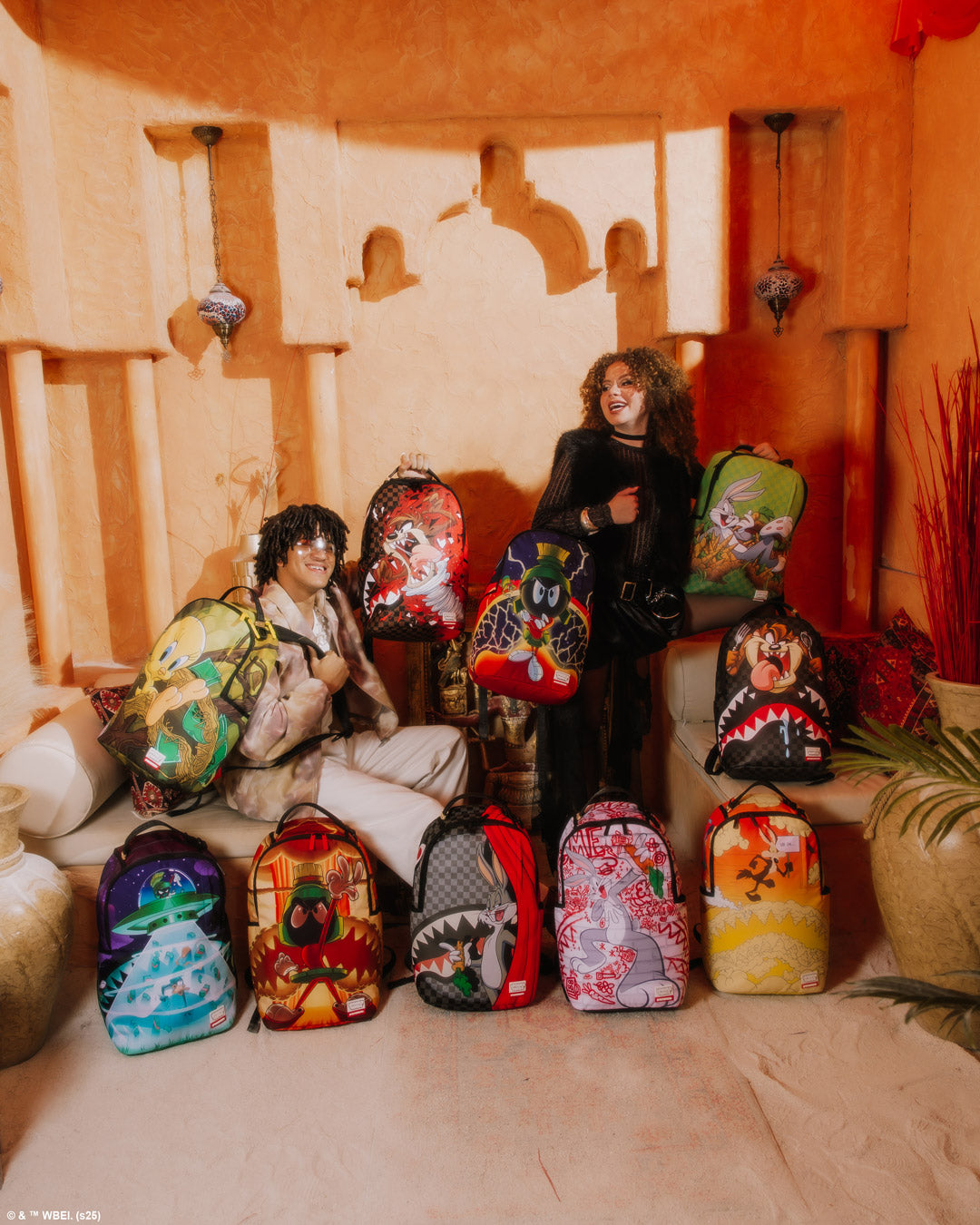 LOONEY TUNES BUGS CHILLER BACKPACK