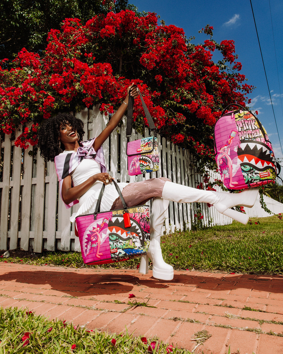 PINK PANTHER PRESTIGE MESSENGER SLING